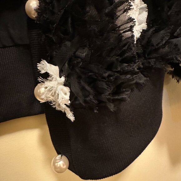 OO LALA women's black with white cardigan sweater SIZE LARGE - Picture 11 of 16